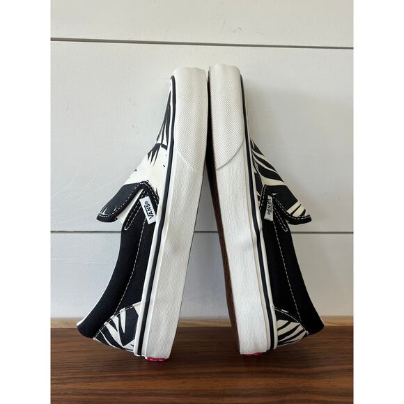 Vans Classic Slip-On UltraCush B/W Mod Size 6.5W / 5M - Picture 8 of 13